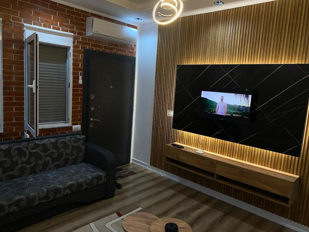 Central Stay With A View Поградец